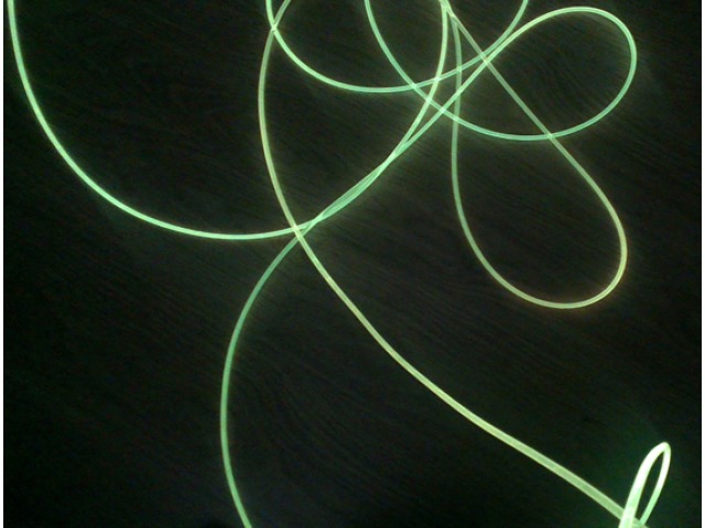 6mm Side Glow Fibre displaying lime