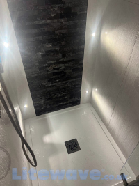 Niche ights in Shower Cubicle