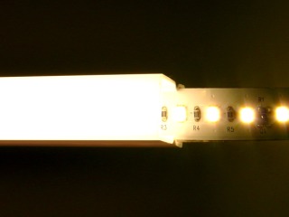 Dot-Free / Dotless LED 12vdc LED Strip with Ultra-Long lifetime